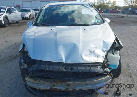 2015 Ford Fiesta Se z USA, uszkodzony, nr VIN 3FADP4BJ7FM132288